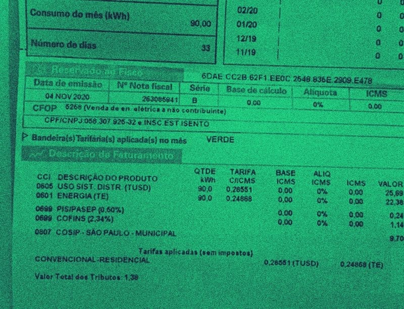 conta de luz mostrando TE e TUSD com filtro verde