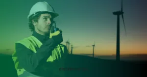 Engenheiro em usina de geração eólica