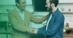 empresários dando as mãos